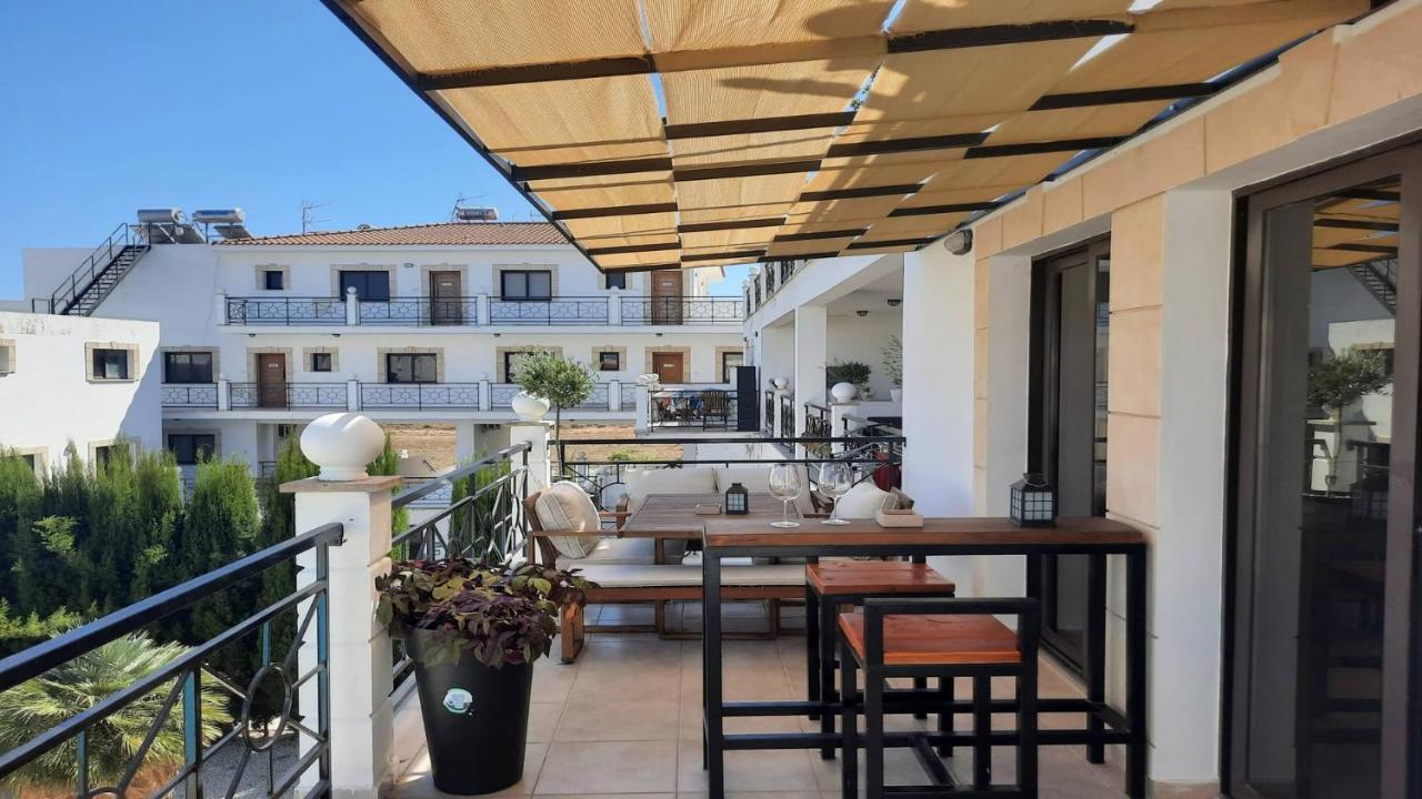 Paramount Gardens Resorts C201 Larnaca Bagian luar foto