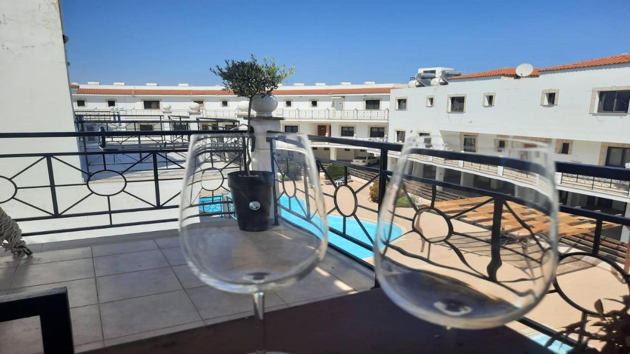 Paramount Gardens Resorts C201 Larnaca Bagian luar foto